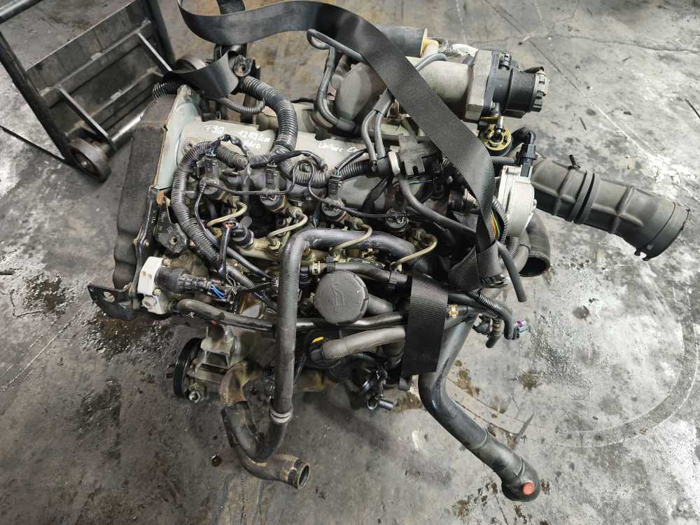 MOTEUR MITSUBISHI 1.9DCI F9Q  - Vue 1